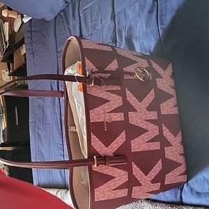 Authentic Michael Kors Tote